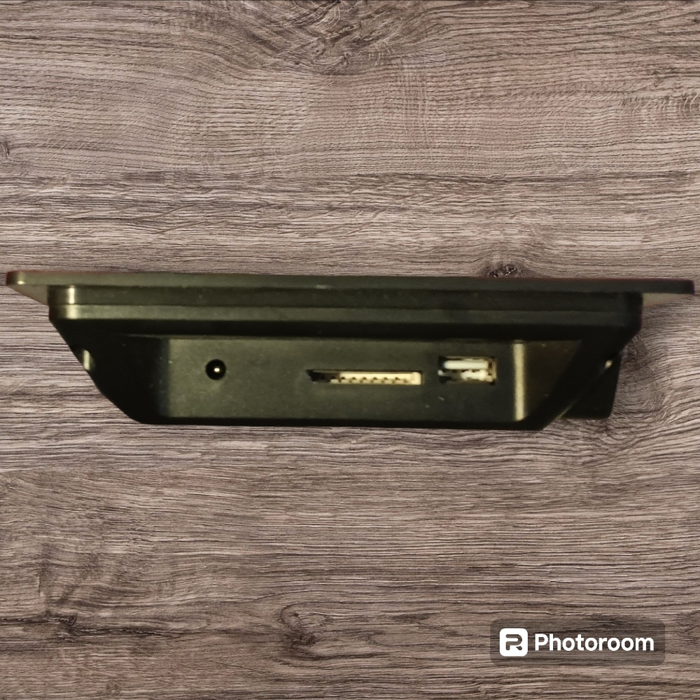 7" Digital Photo Frame - Picture 4 of 4
